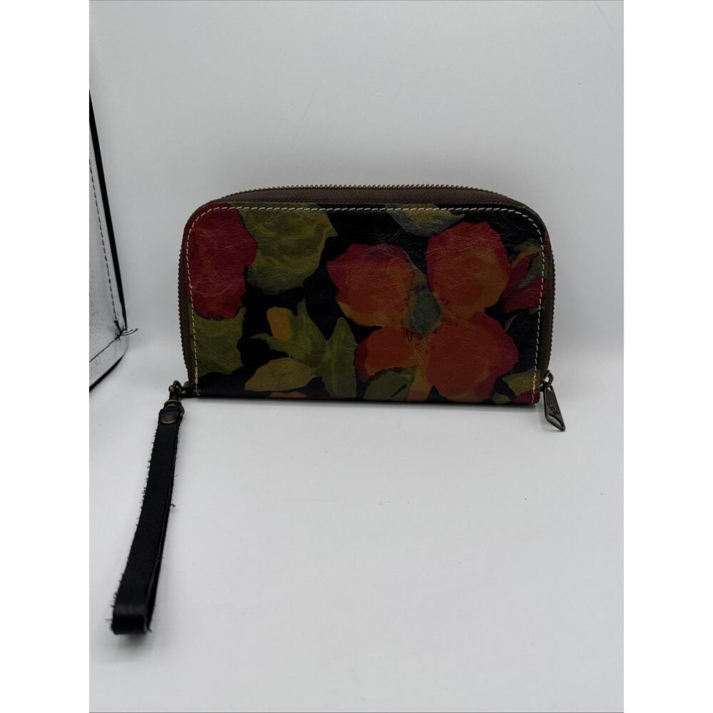Patricia Nash Floral Pattern Leather Wallet Wristlet Bohemian Western Flaw"
